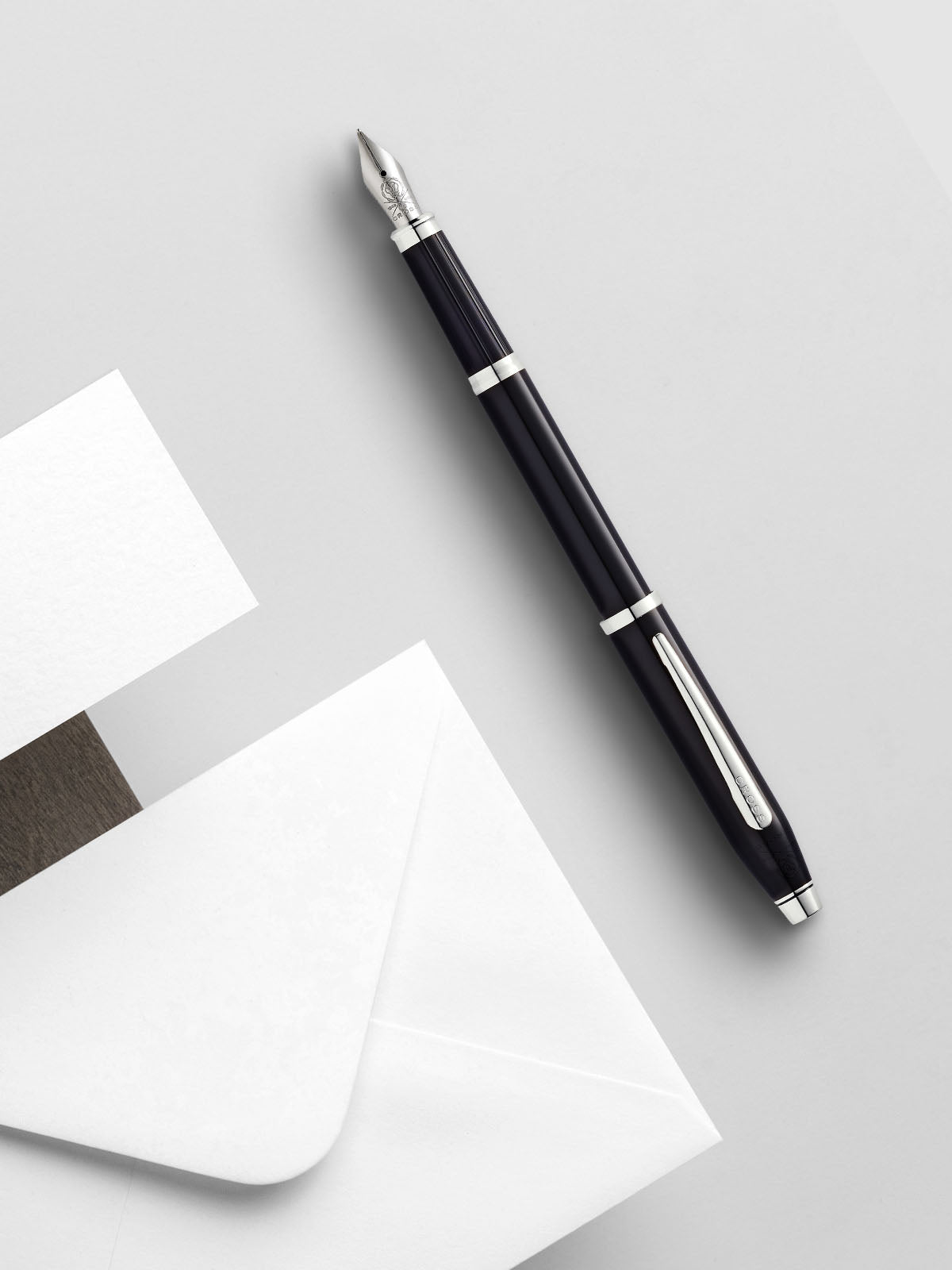 Penna stilografica Century® II con pennino medio laccato nero