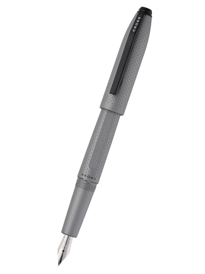 Prism Graphite in resina con particolari neri lucidi – Stilografica con pennino F in acciaio inox