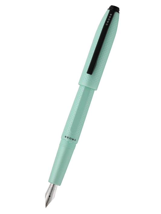 Prism Seafom in resina con particolari neri lucidi – Stilografica con pennino F in acciaio inox